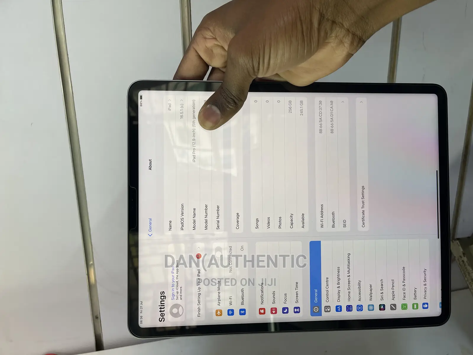 Apple iPad Pro 12.9 (2021) 256 GB Gray