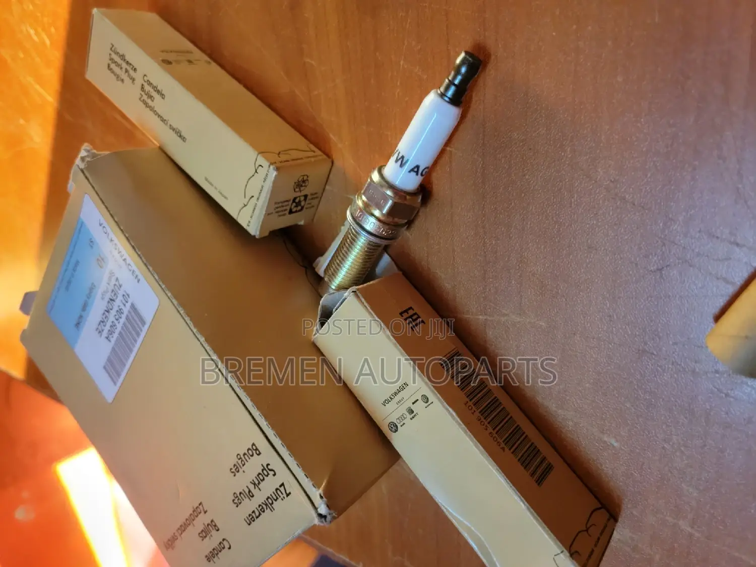Spark Plug Tourage