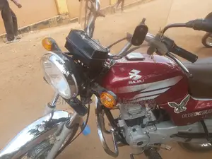 Bajaj Boxer 100 2007 Red