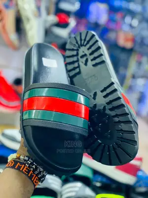 Gucci Slides Original