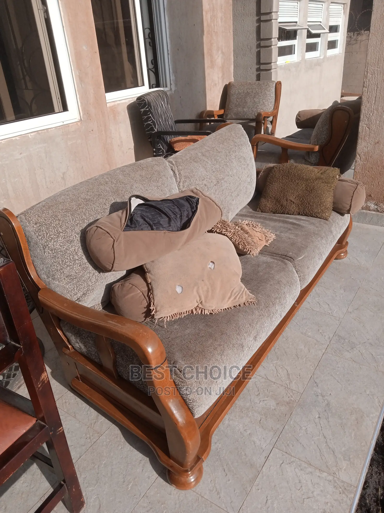 Sofa Set Cleaning