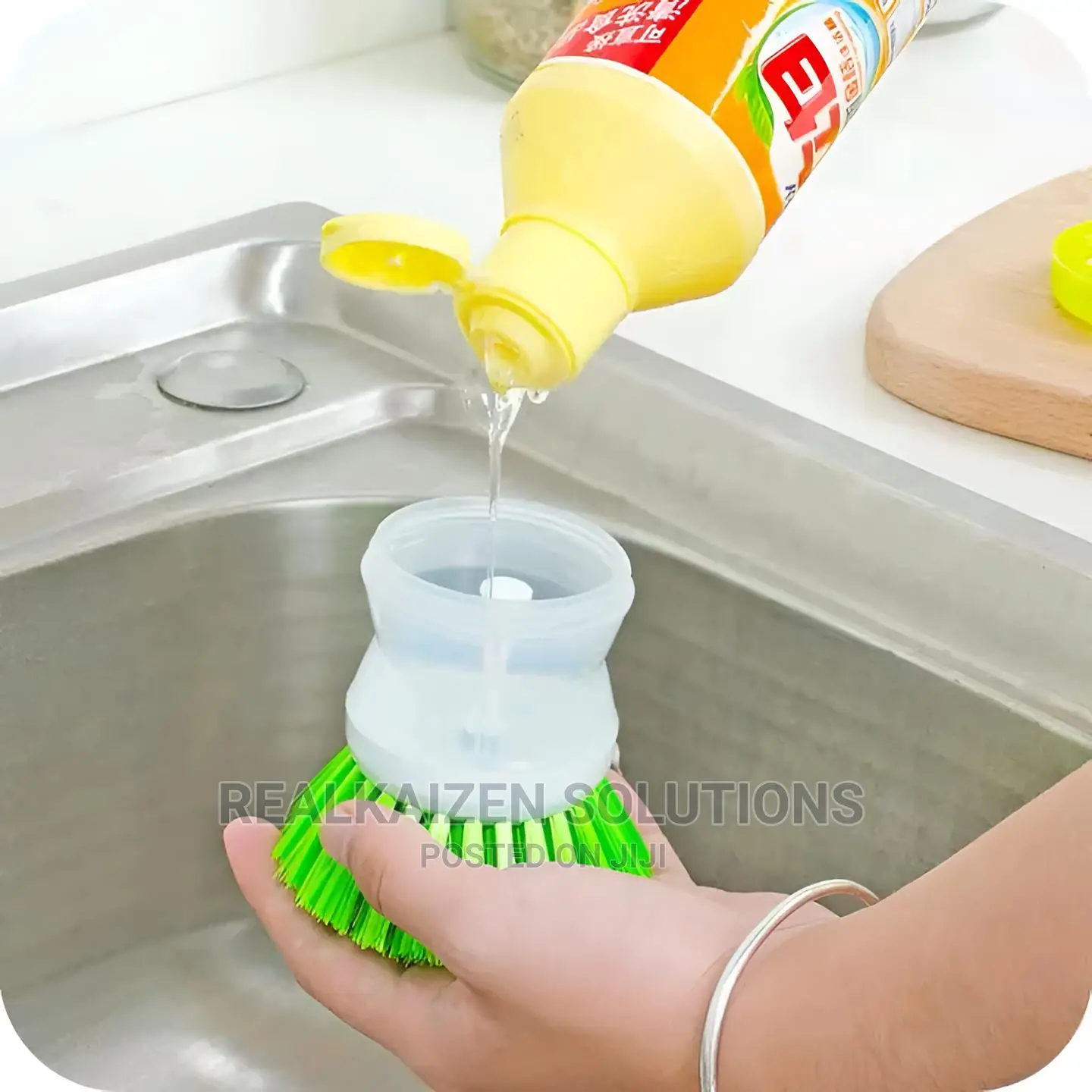 BAX Palm Dish Brush With Washing Liquid Dispenser