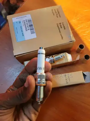 Spark Plug Golf 7