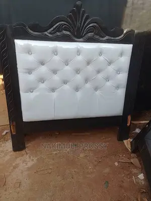 Bed for Sale 4*6 White