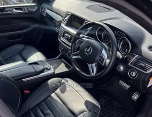 Mercedes-Benz M Class ML 350 4Matic 2012 Black