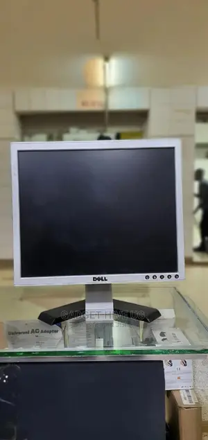17" Monitors in Bulk