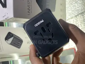 Universal Adapter With 4 Usb Ports