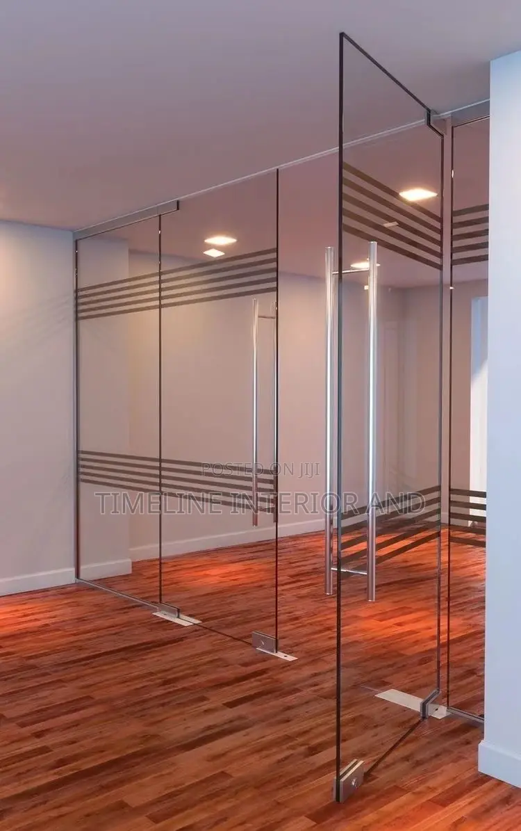 Executive Office, Glass, Positioning