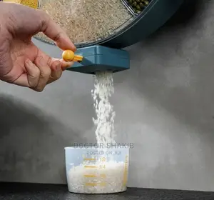 Rotating Food Storage Dispenser