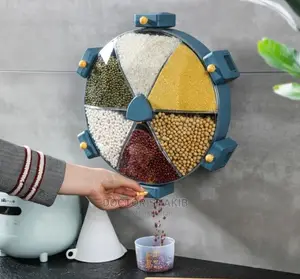 Rotating Food Storage Dispenser