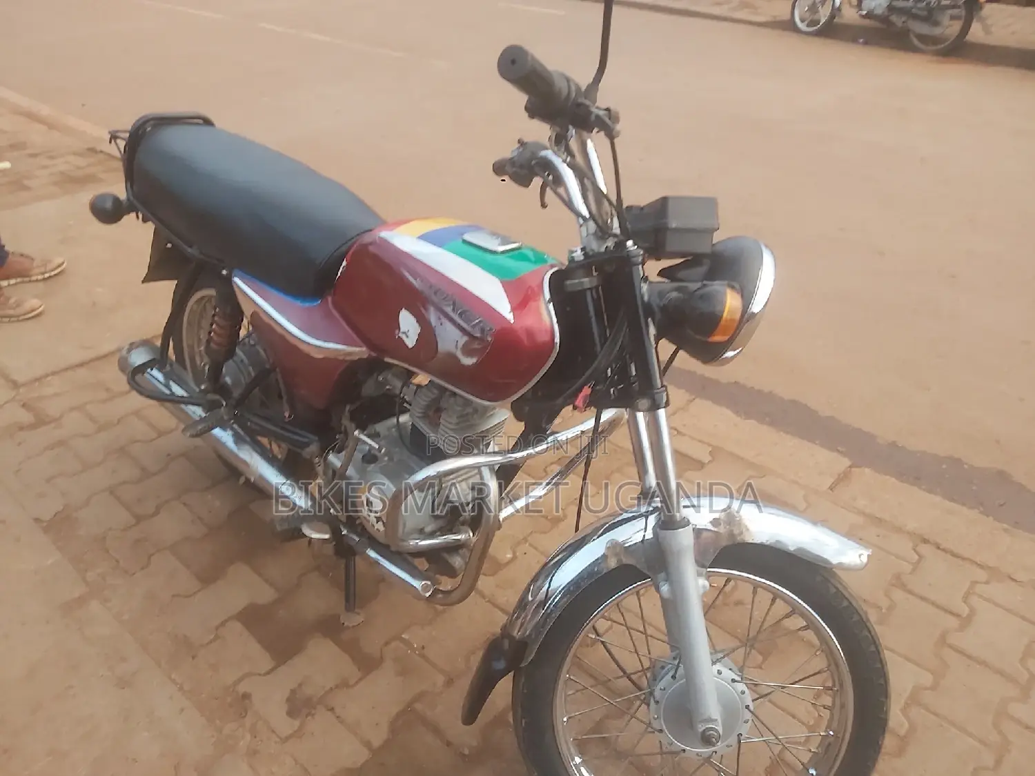 Bajaj Boxer 100 2018 Red