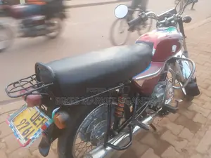 Bajaj Boxer 100 2018 Red