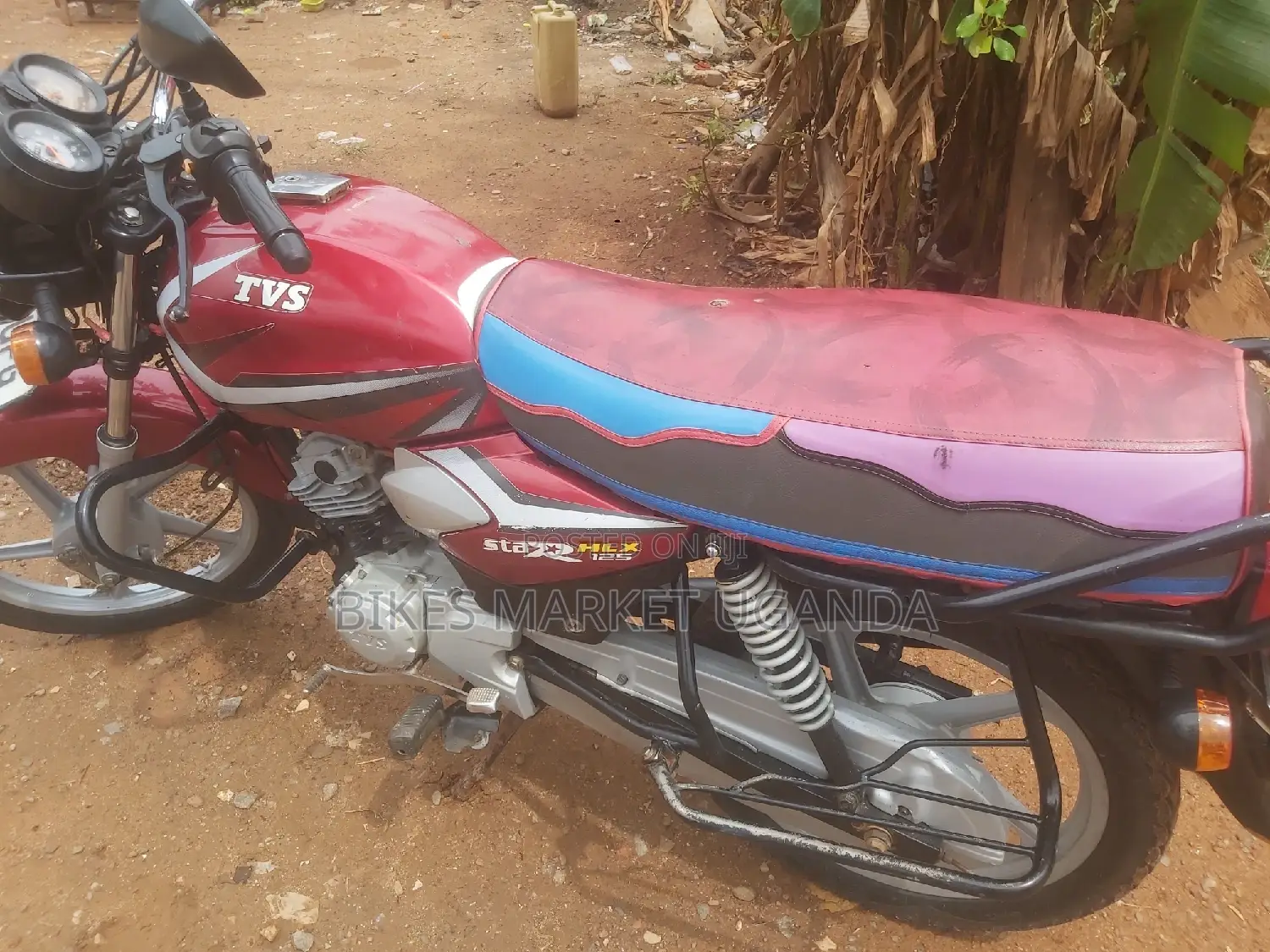 TVS HLX 125 2022 Red