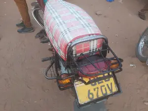 Bajaj Boxer 100 2007 Red