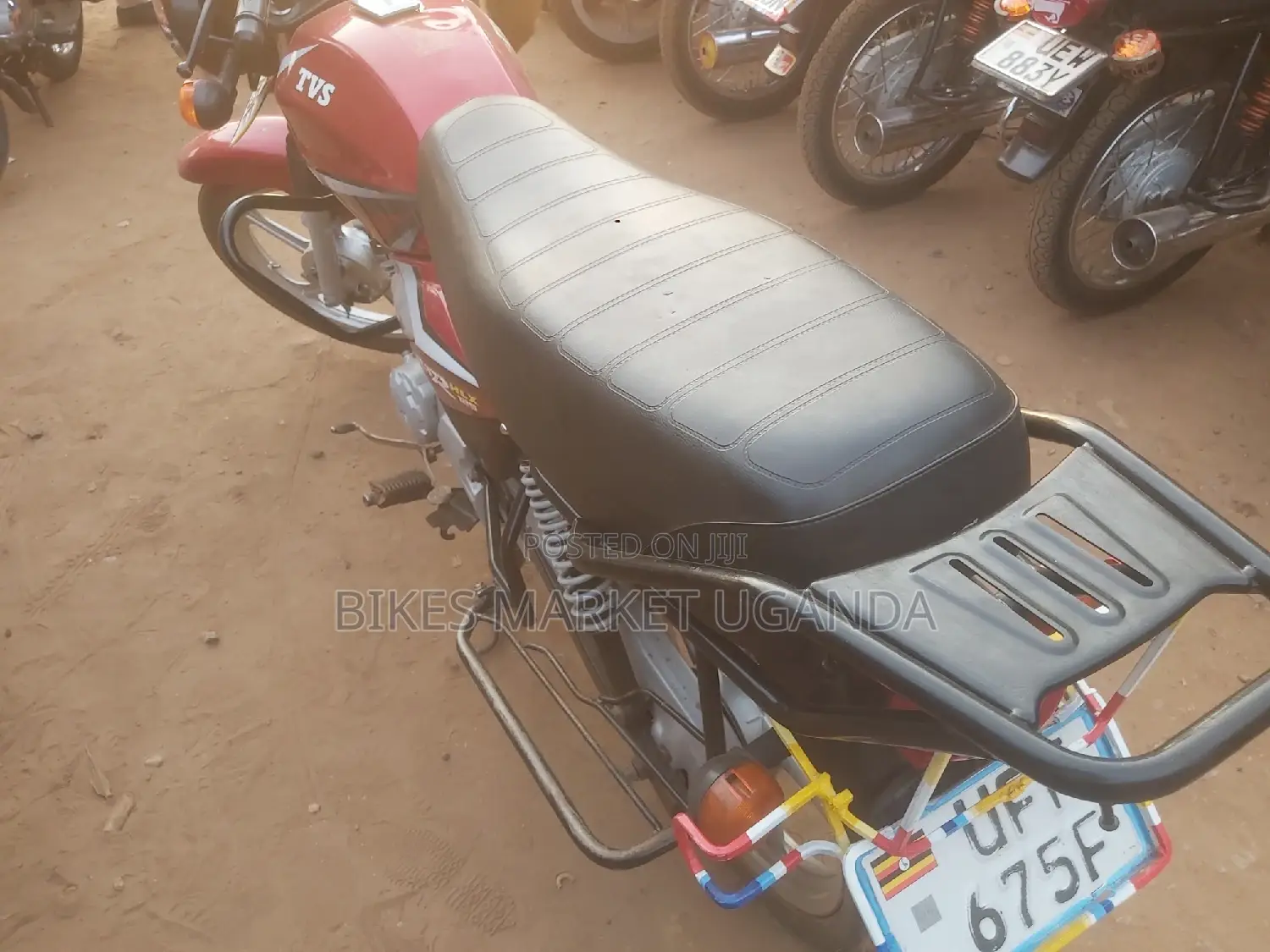 TVS HLX 125 2022 Red