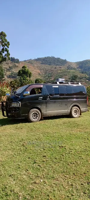 Toyota Hiace Vans for Private Hire.
