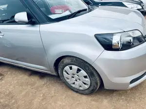 Toyota Corolla Rumion Hatchback 1.5 FWD 2010 Silver