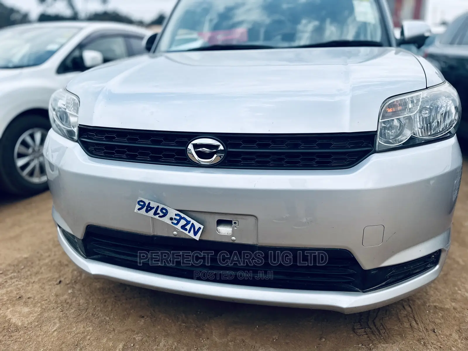 Toyota Corolla Rumion Hatchback 1.5 FWD 2010 Silver