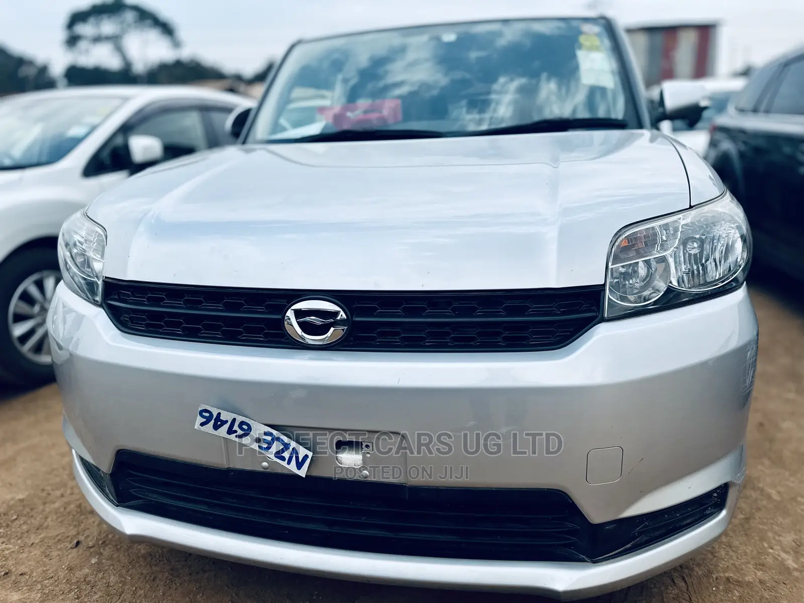 Toyota Corolla Rumion Hatchback 1.5 FWD 2010 Silver