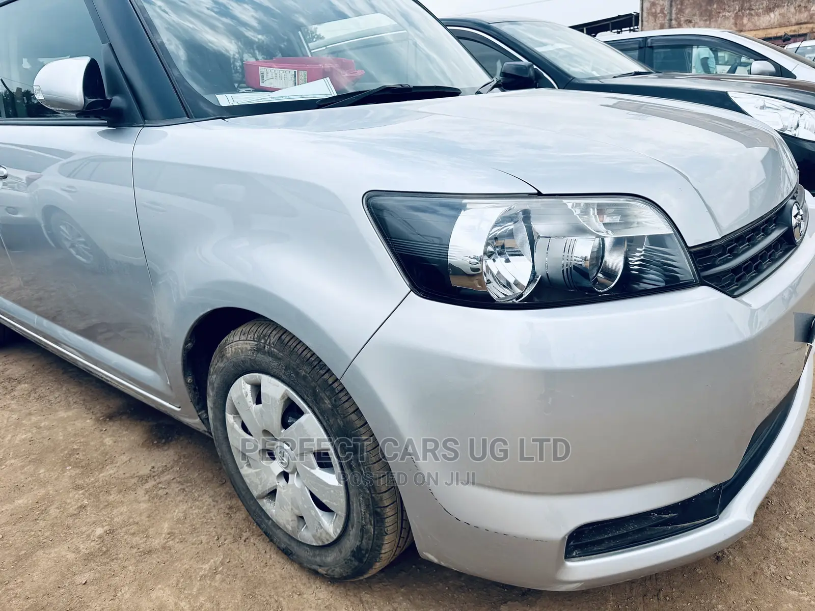 Toyota Corolla Rumion Hatchback 1.5 FWD 2010 Silver