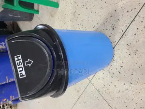 Swinging Dustbin