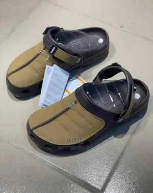 Crocs in Leather