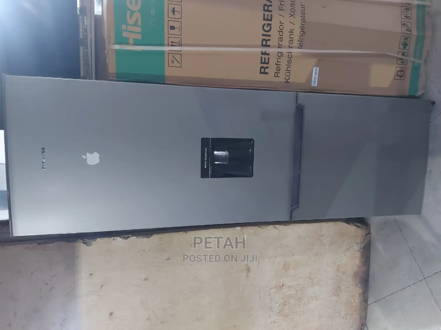 341L HISENSE Fridge Slightly Used