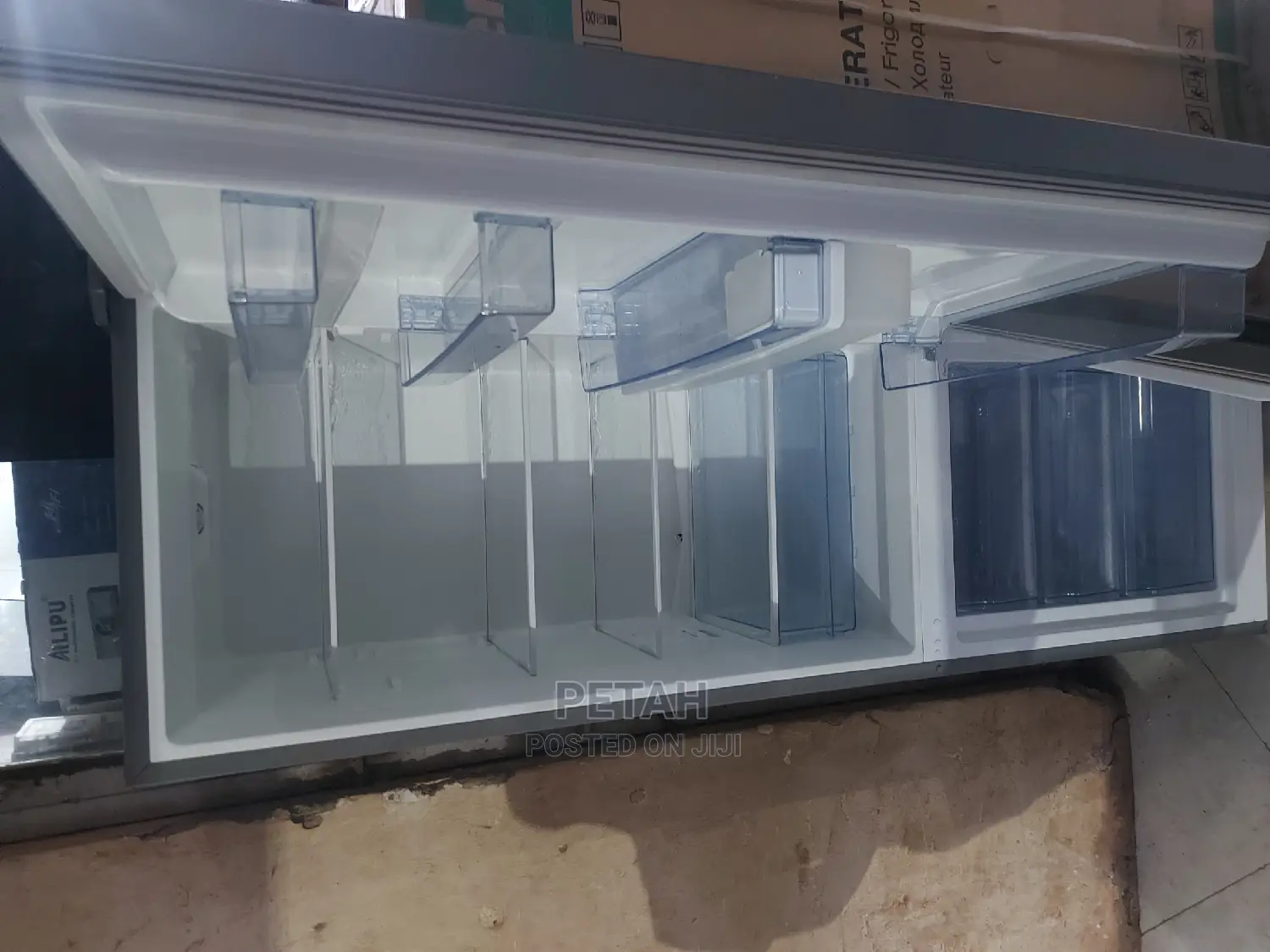 341L HISENSE Fridge Slightly Used
