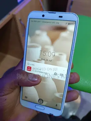 Sharp Aquos Sense 2 SHV43 32 GB White