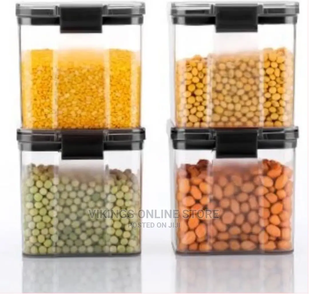 700ml 4-Piece Plastic Transparent Plain Storage Box