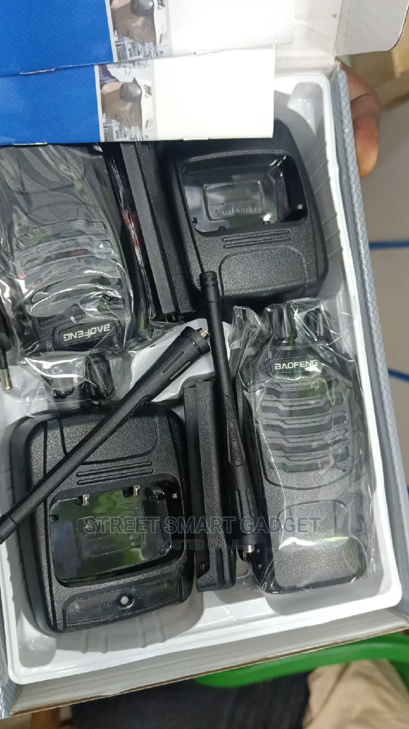 BAOFENG 2in1 Hokitoki FM Radio Transmitter