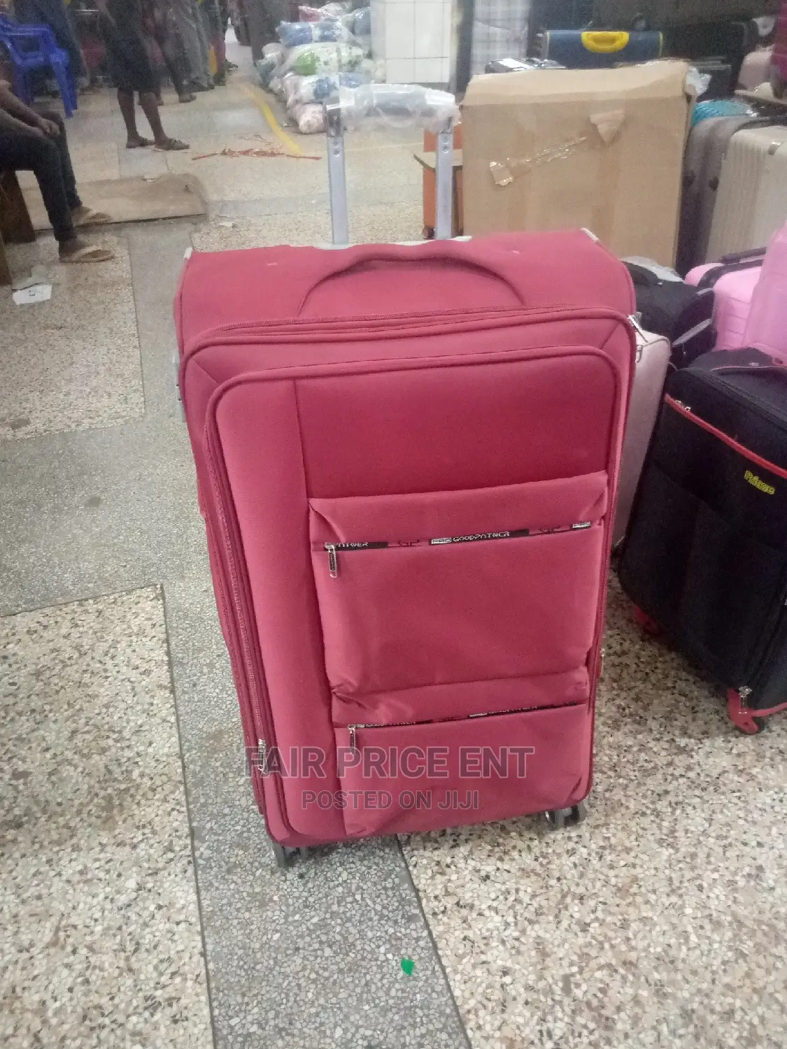 Good Partner Cloth Suitcase. Medium.( Red)