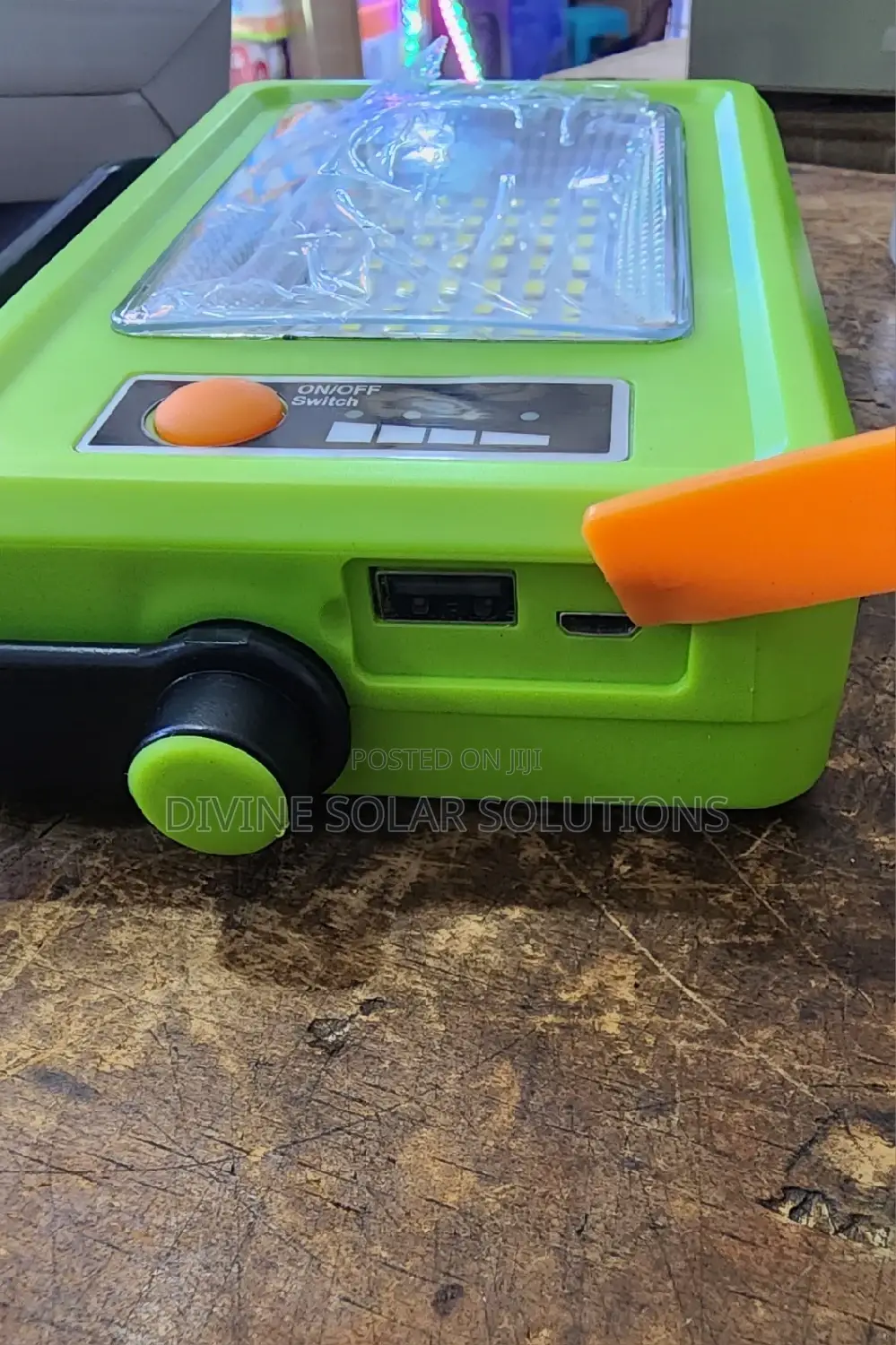 Multifunctional Portable Light And Power Bank