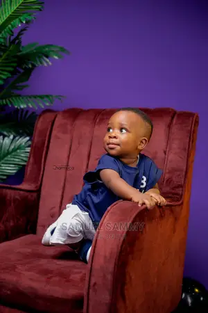 Babies Photos in Studio
