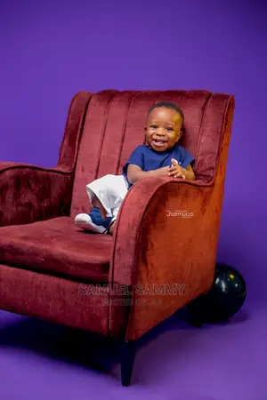 Babies Photos in Studio