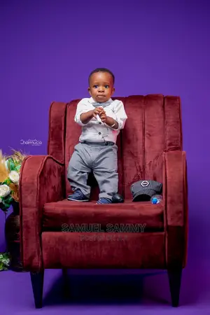 Babies Photos in Studio