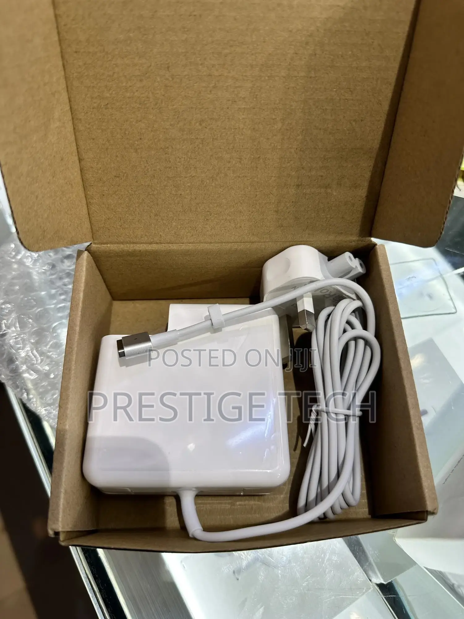 Apple Macbook Chargers 45W, 60W and 85W, L Shape and T Shape