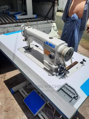 Juki Industrial Sewing Machine