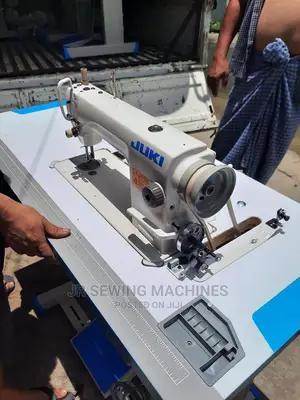 Juki Industrial Sewing Machine