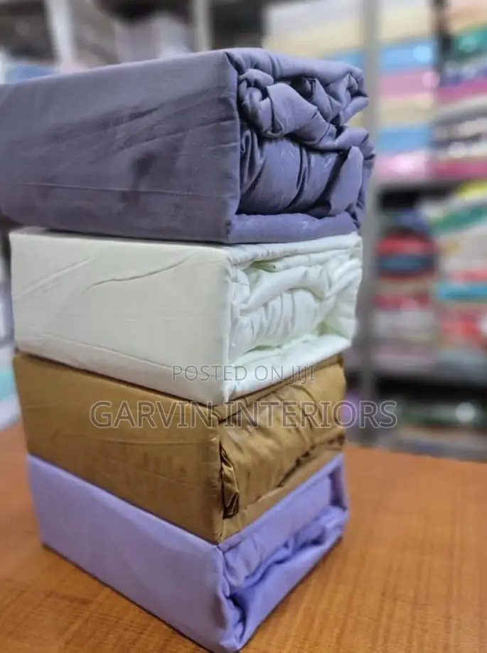 Plain Bedsheets Fitted