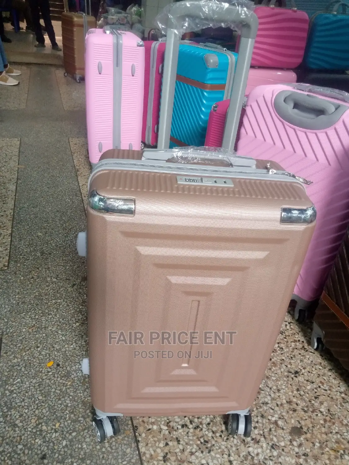 Vip Classy Plastic Suitcase.Medium.( Kofi Brown)