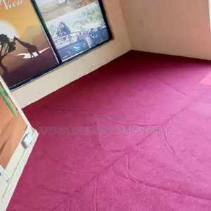 Woolen Carpets (Wall 2 Wall Carpets)