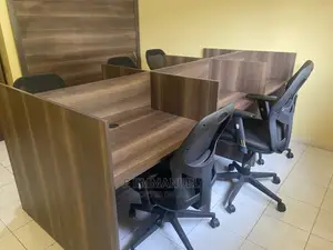 Six Seater Workstation/ Table
