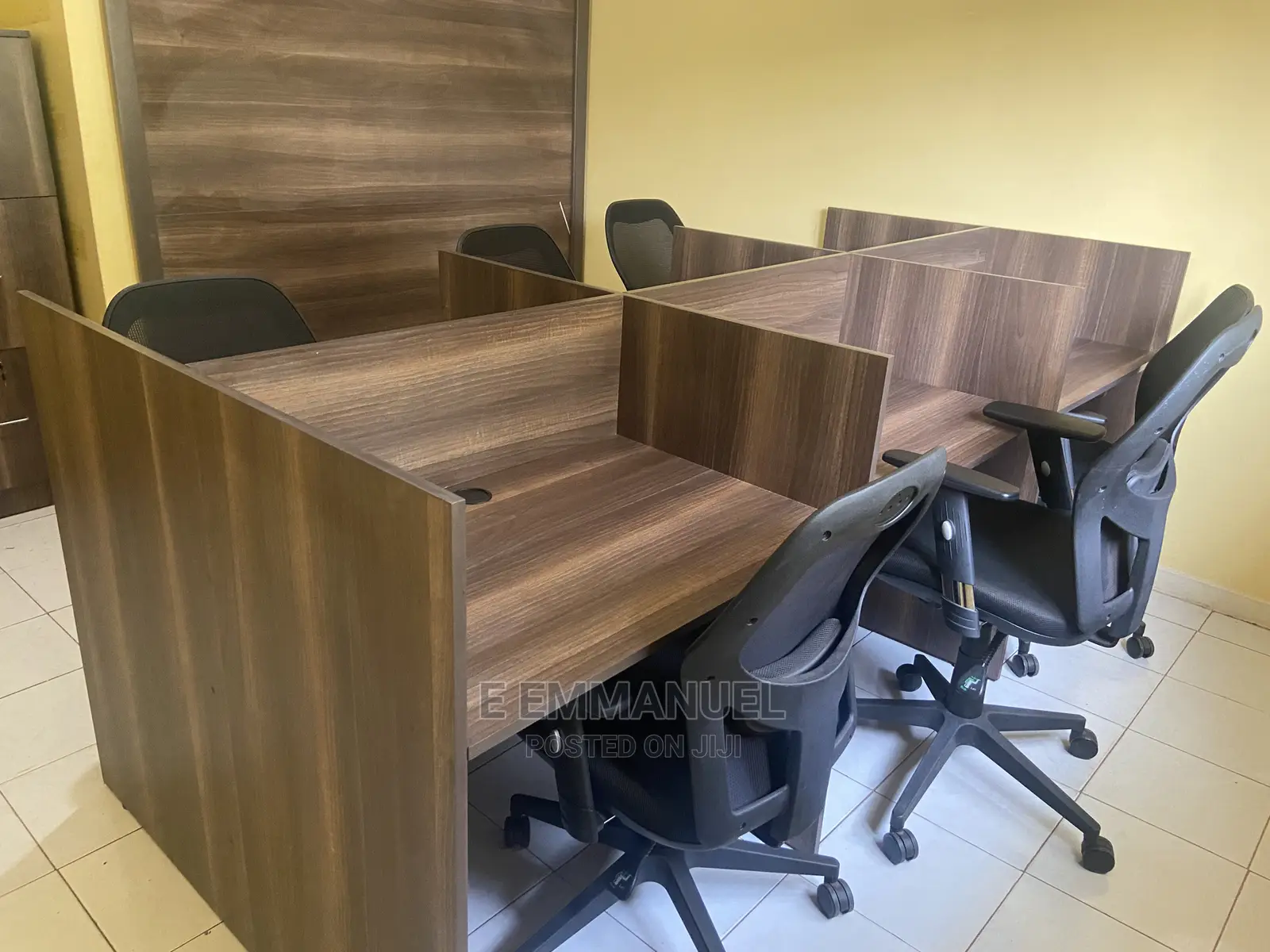 Six Seater Workstation/ Table