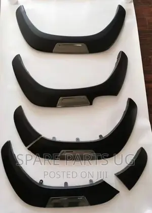 Hilux Revo Fender Mouldings