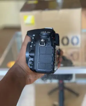 Nikon D7100