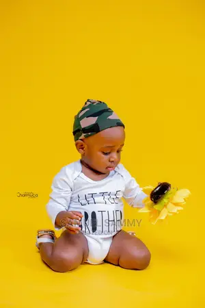 Photographers for Babies in Studio
