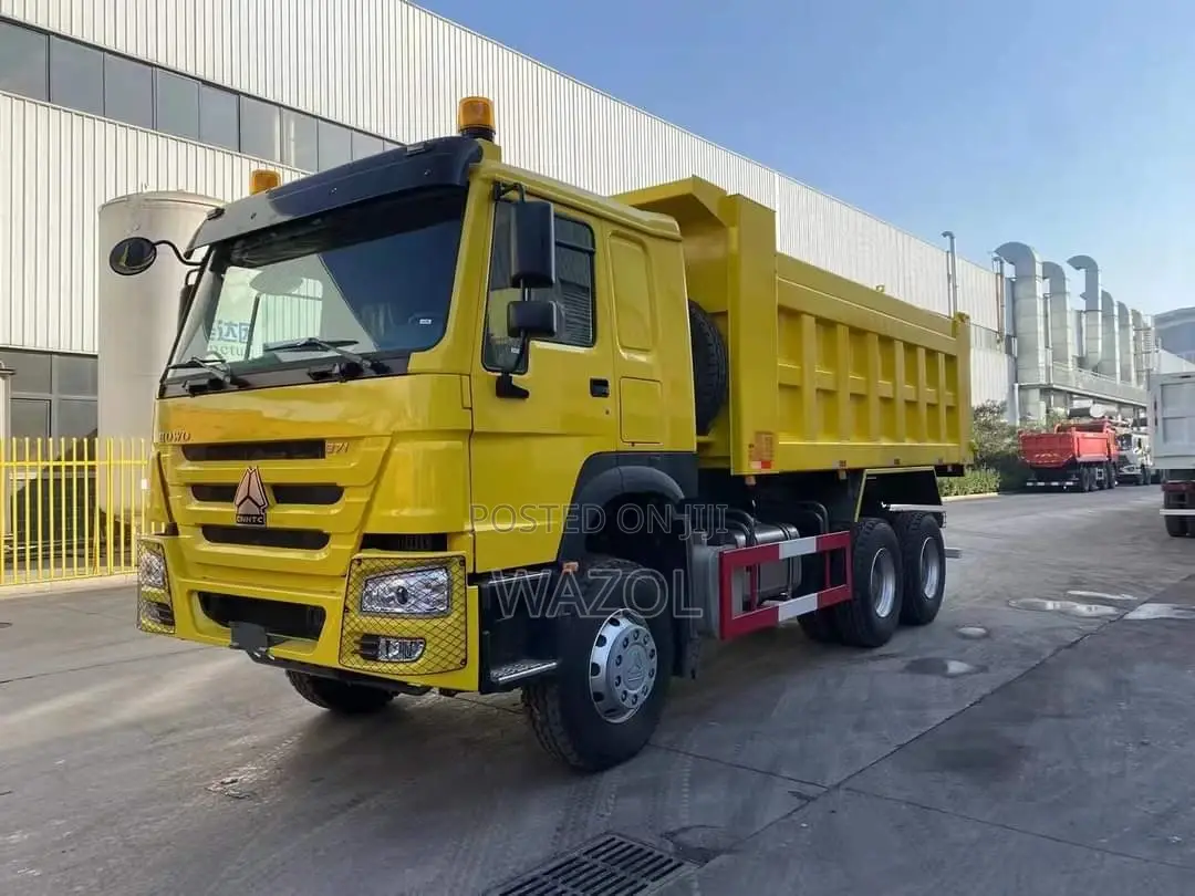 Hire Sinotrucks and Heavy Machines
