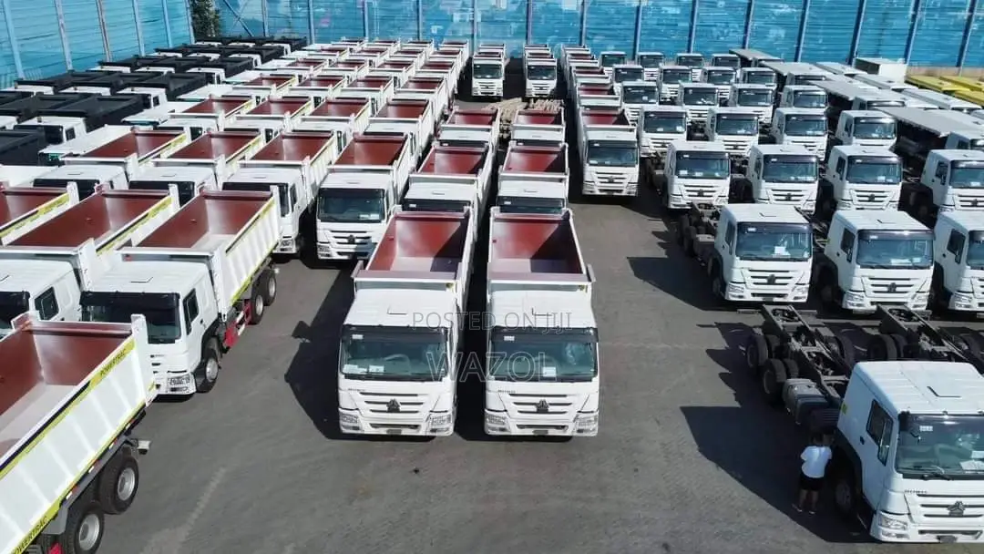 Hire Sinotrucks and Heavy Machines