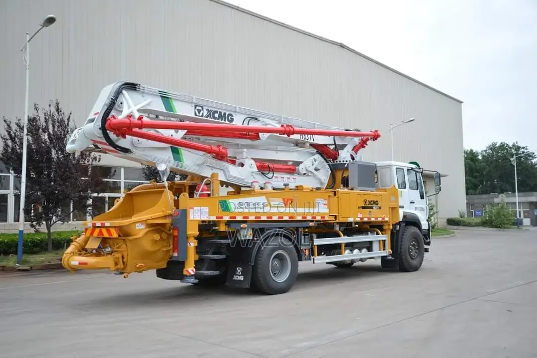 Hire Sinotrucks and Heavy Machines